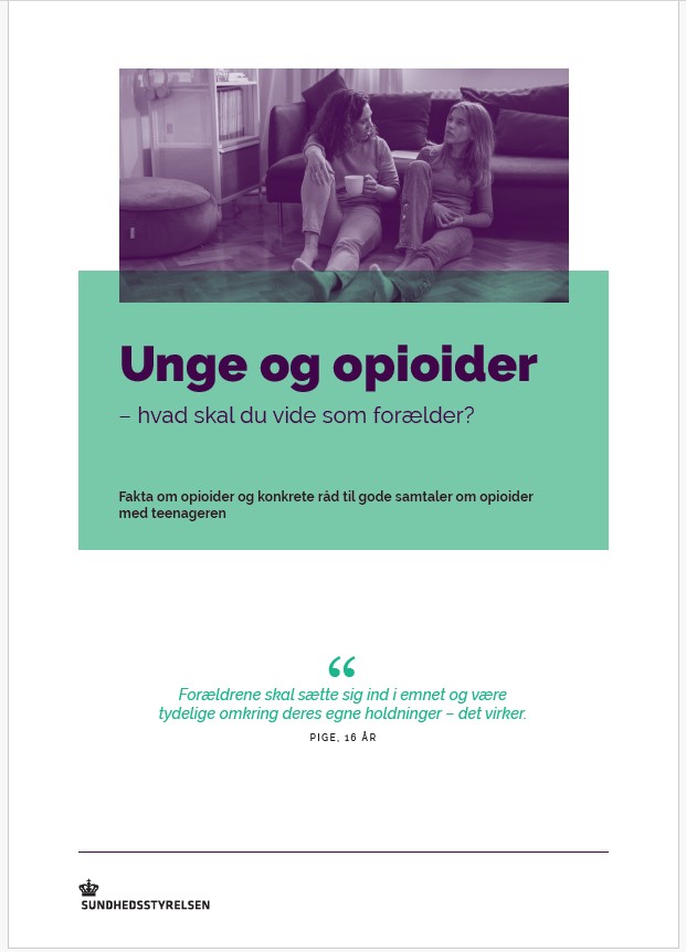 Ung mand på forside af bog